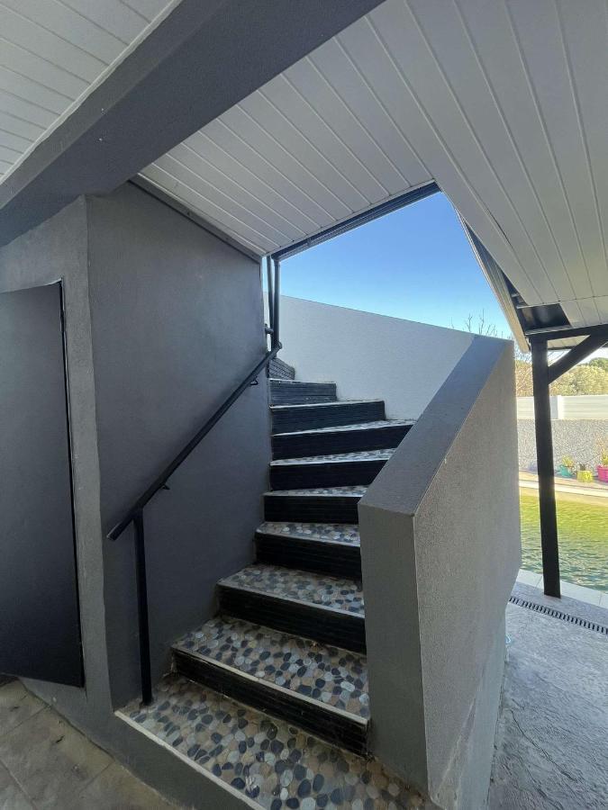 Superbe Appartement Avec Piscine Et Spa Privatif Villeneuve-les-Beziers Exterior photo